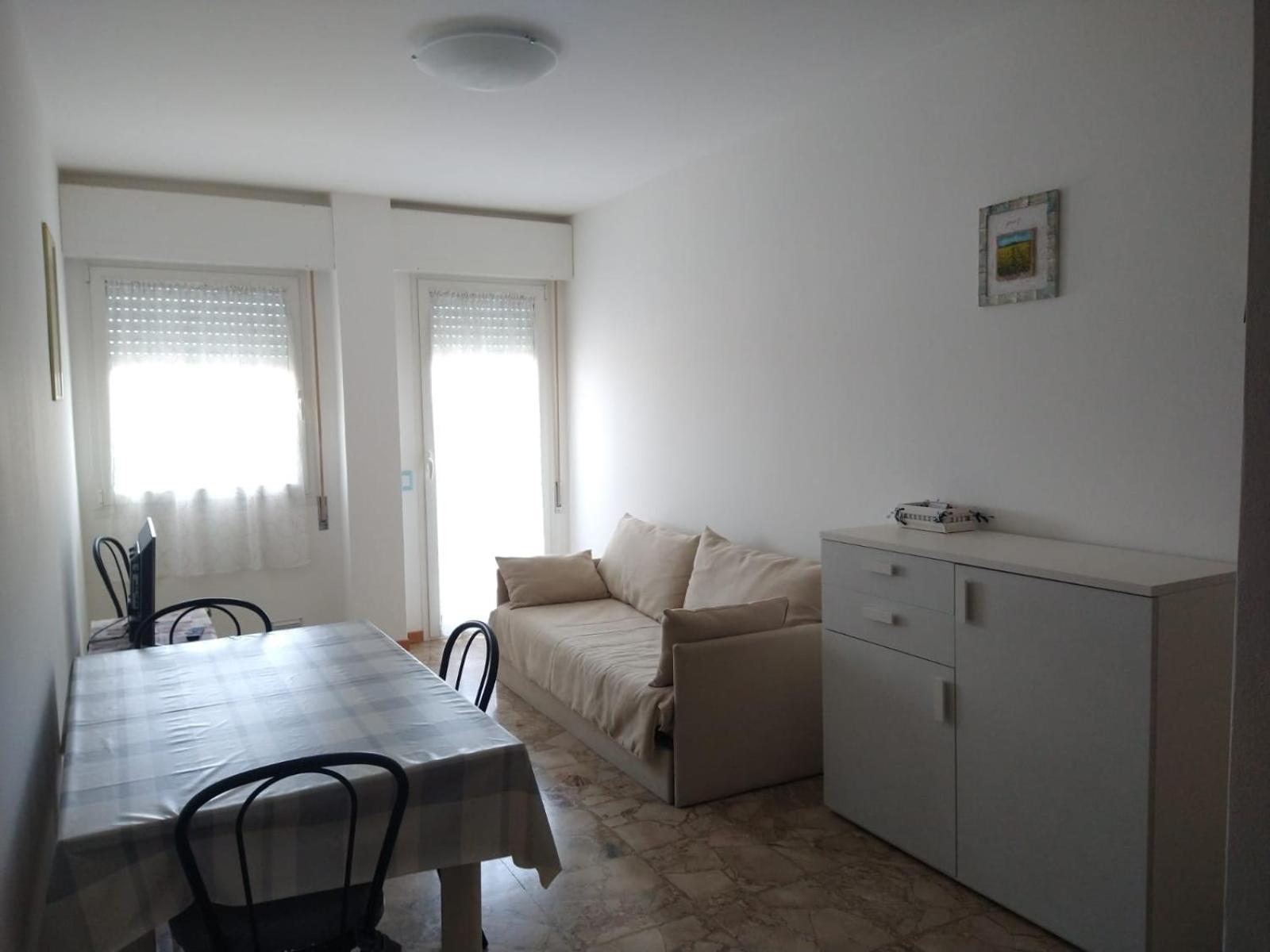 Comodo Appartamento A Pochi Metri Dal Mare Bibione Buitenkant foto